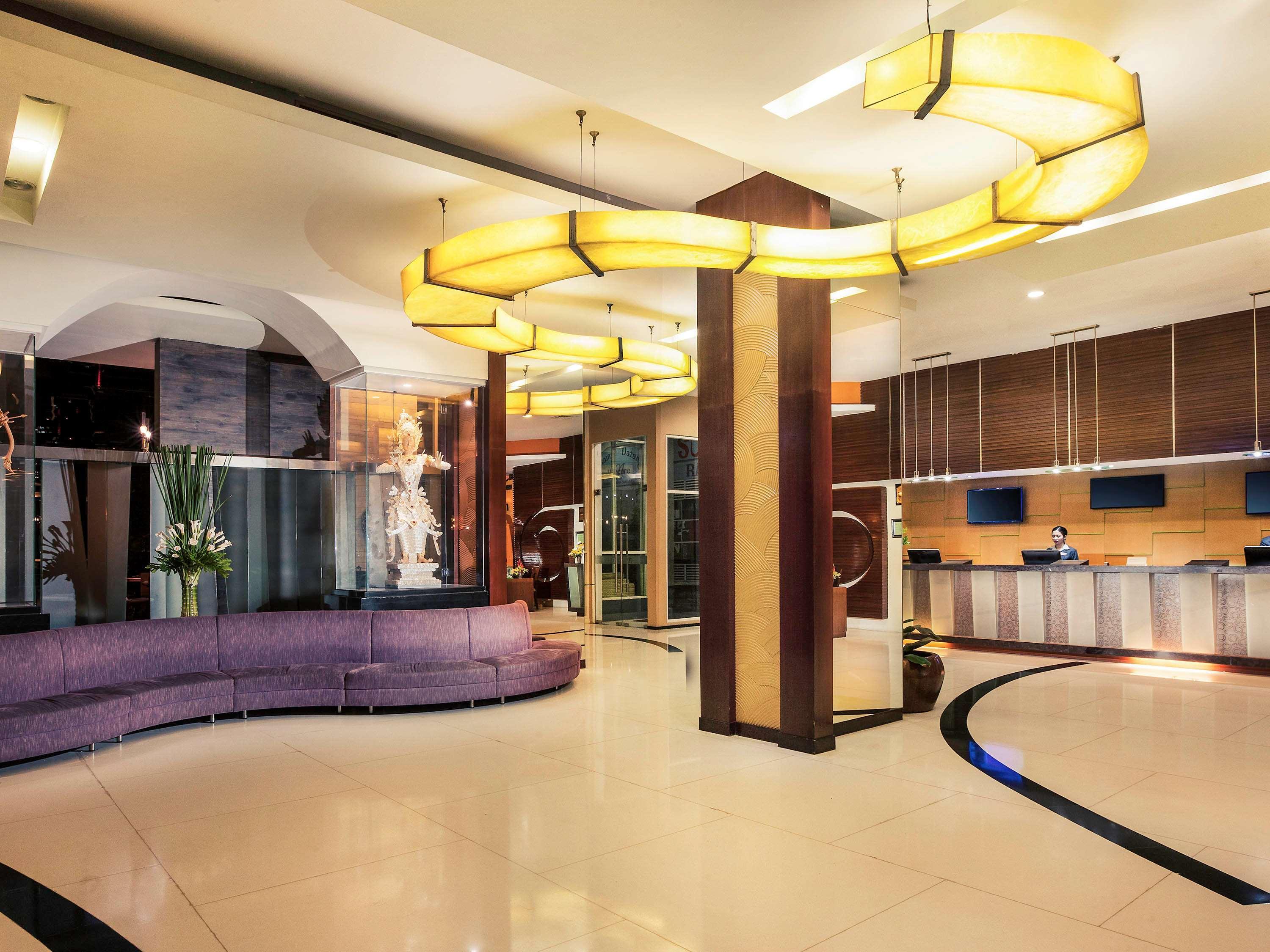Mercure Сурабая Экстерьер фото