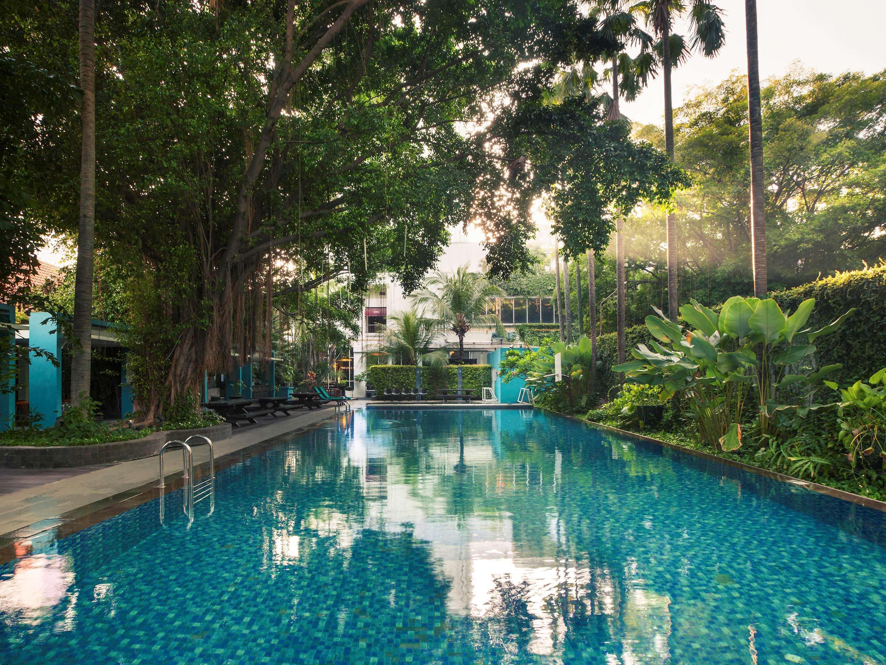 Mercure Сурабая Экстерьер фото