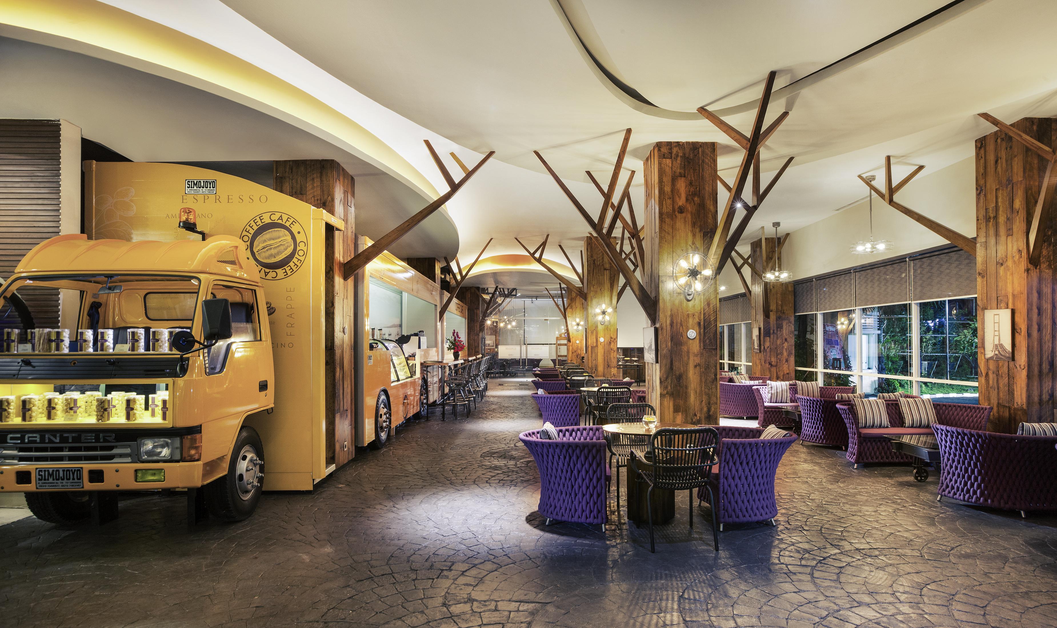 Mercure Сурабая Экстерьер фото